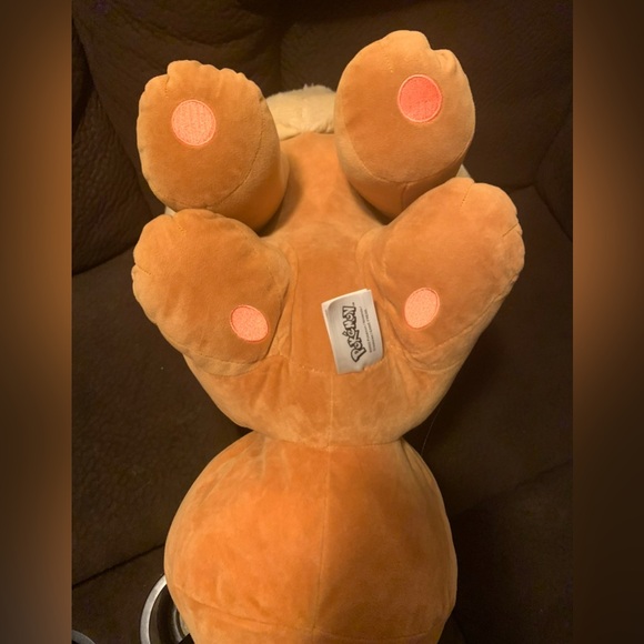 Giant 24” Pokemon Eevee plush - Picture 6 of 6